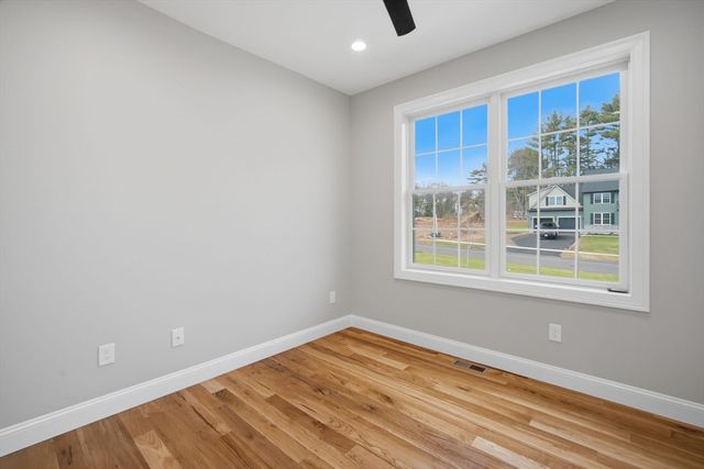 2 Scarlett Drive, East Longmeadow, MA 01028