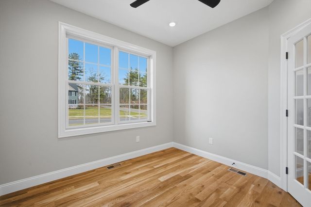 2 Scarlett Drive, East Longmeadow, MA 01028