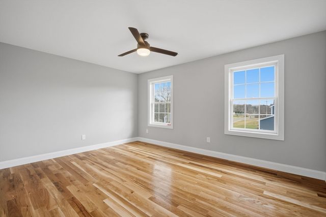 2 Scarlett Drive, East Longmeadow, MA 01028
