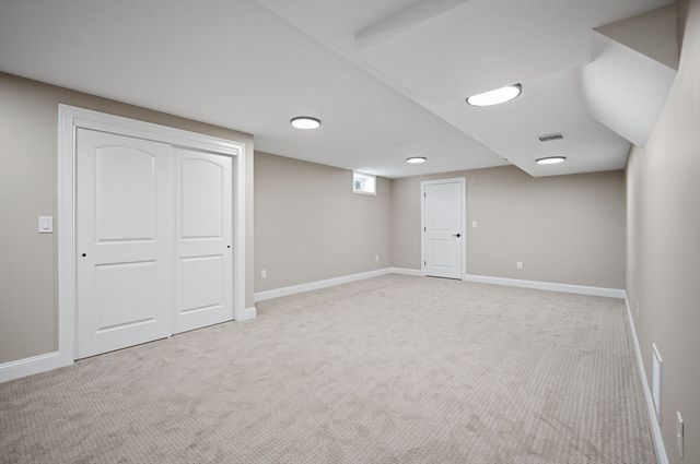 2 Scarlett Drive, East Longmeadow, MA 01028