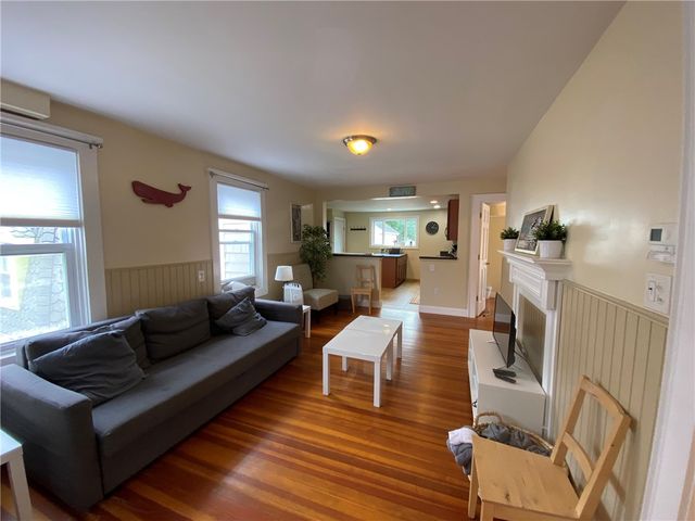 19 Howard Street 2, Newport, RI 02840