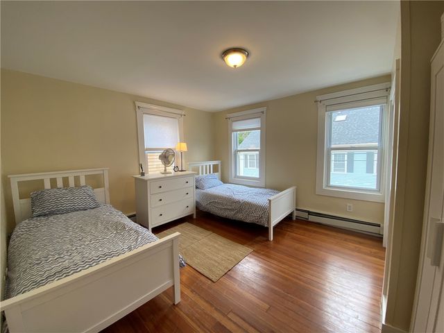 19 Howard Street 2, Newport, RI 02840