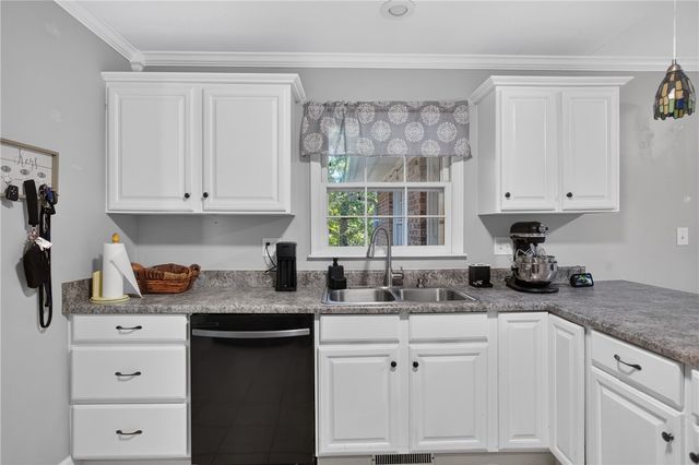 100 Willow Creek Circle, Seneca, SC 29678