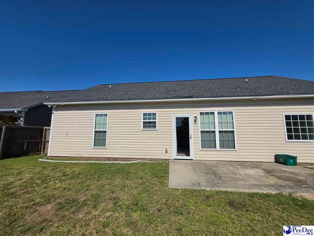 3022 Red Berry Circle, Effingham, SC 29541