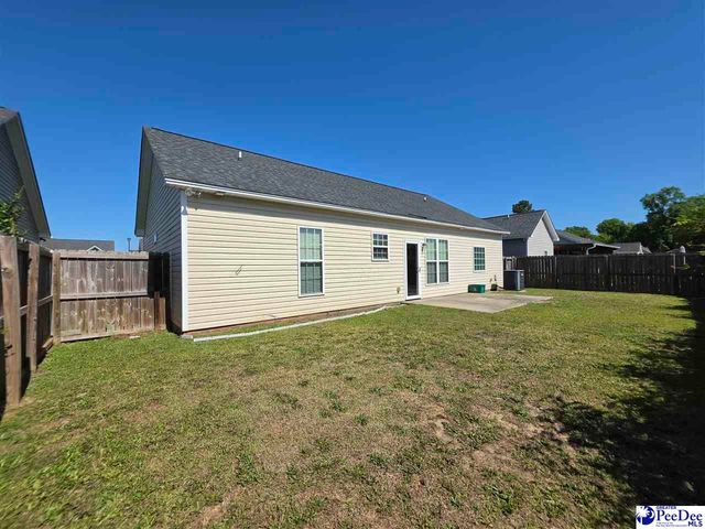 3022 Red Berry Circle, Effingham, SC 29541
