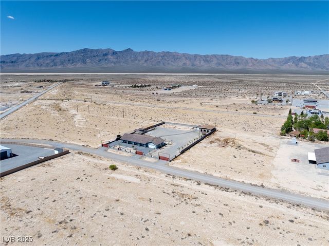 9090 JOSEPHINE Street, Pahrump, NV 89048
