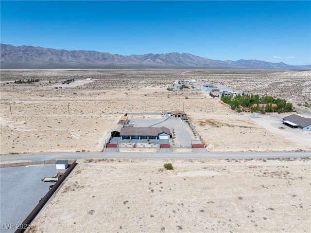 9090 JOSEPHINE Street, Pahrump, NV 89048