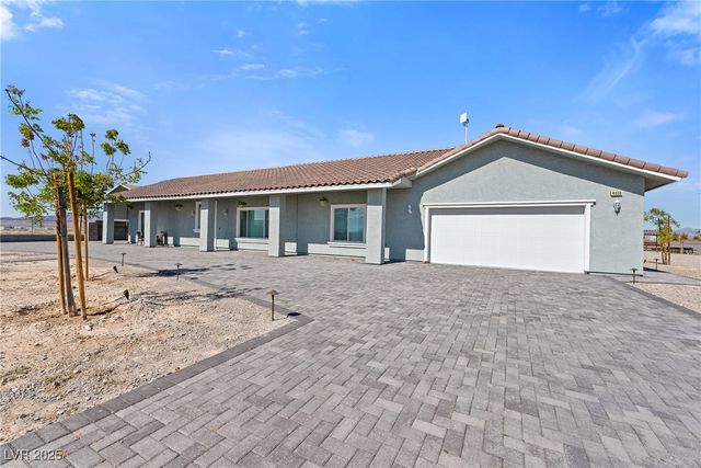 9090 JOSEPHINE Street, Pahrump, NV 89048