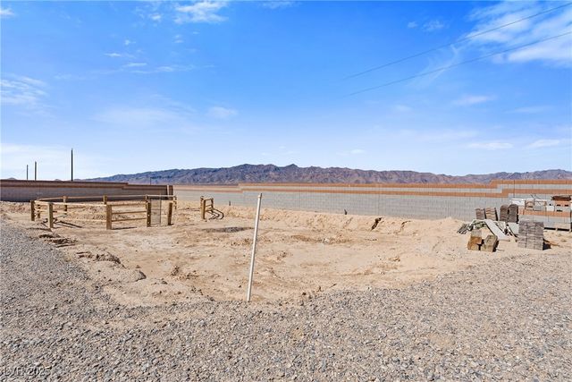 9090 JOSEPHINE Street, Pahrump, NV 89048