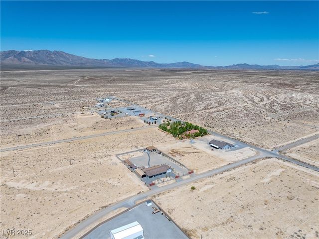 9090 JOSEPHINE Street, Pahrump, NV 89048