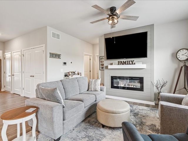 3250 Downer Drive, Coralville, IA 52241