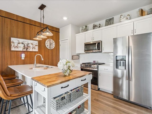 3250 Downer Drive, Coralville, IA 52241