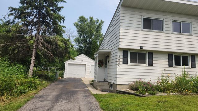 2035 14th St, Rochester, MN 55904