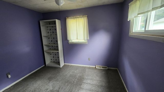 2035 14th St, Rochester, MN 55904