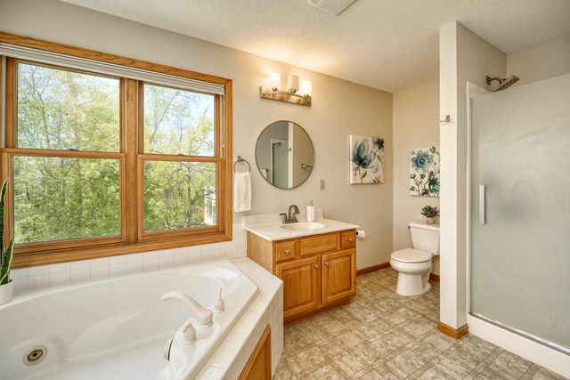 2592 Blue Bill Circle, White Bear Lake, MN 55110