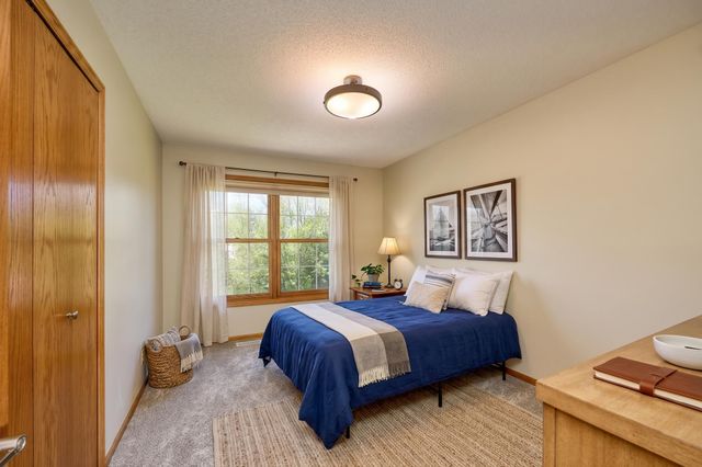 2592 Blue Bill Circle, White Bear Lake, MN 55110