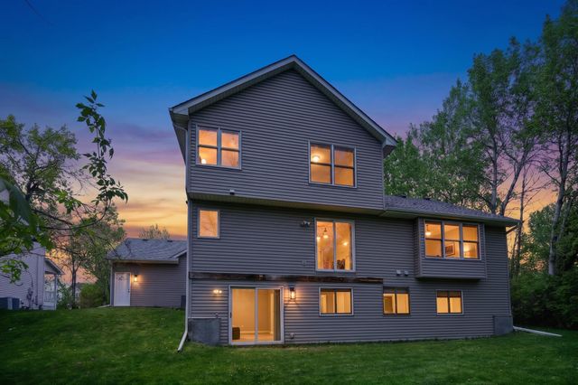 2592 Blue Bill Circle, White Bear Lake, MN 55110
