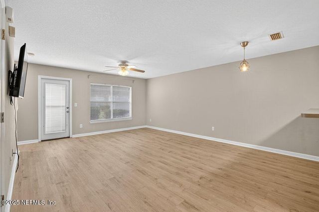 1500 CALMING WATER Drive, 403, Fleming Island, FL 32003