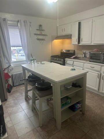 21 Drake Avenue, New Rochelle, NY 10805