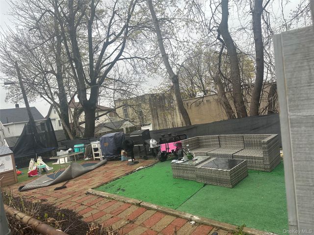 21 Drake Avenue, New Rochelle, NY 10805