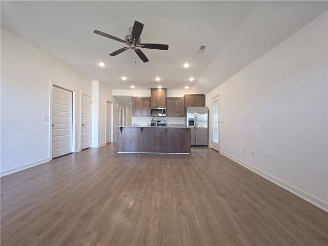 603 W Christopher Drive A, Siloam Springs, AR 72761