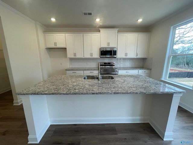 160 Wiltshire Drive, Madison, AL 35756