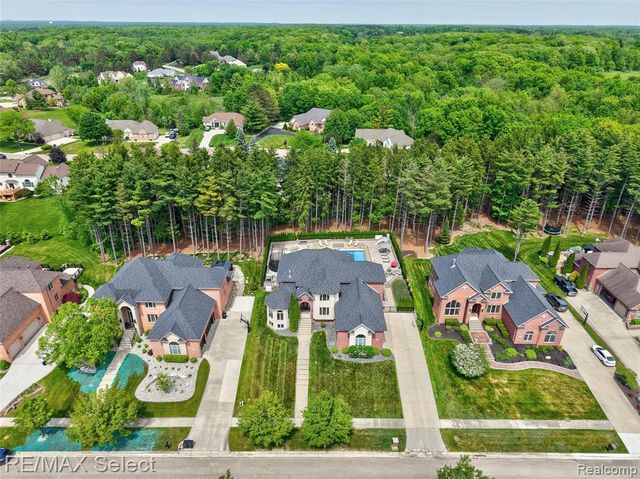 3334 Creekview Drive, Davison, MI 48423