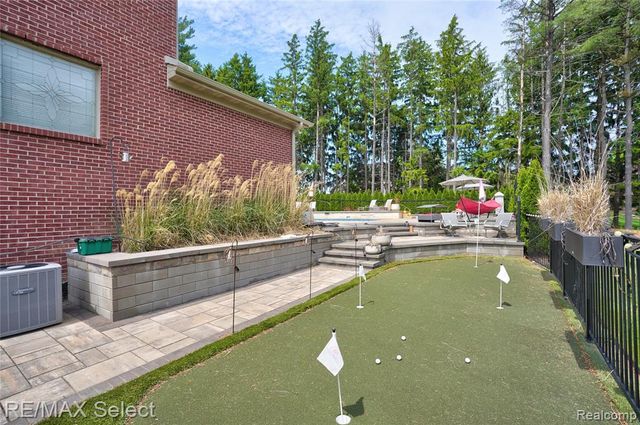 3334 Creekview Drive, Davison, MI 48423