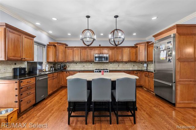 3334 Creekview Drive, Davison, MI 48423