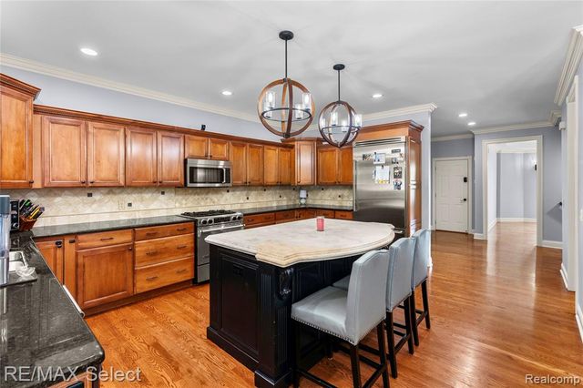 3334 Creekview Drive, Davison, MI 48423