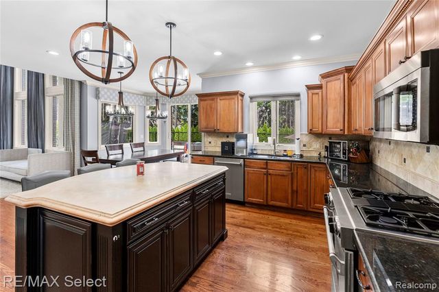 3334 Creekview Drive, Davison, MI 48423