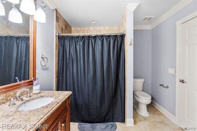 3334 Creekview Drive, Davison, MI 48423