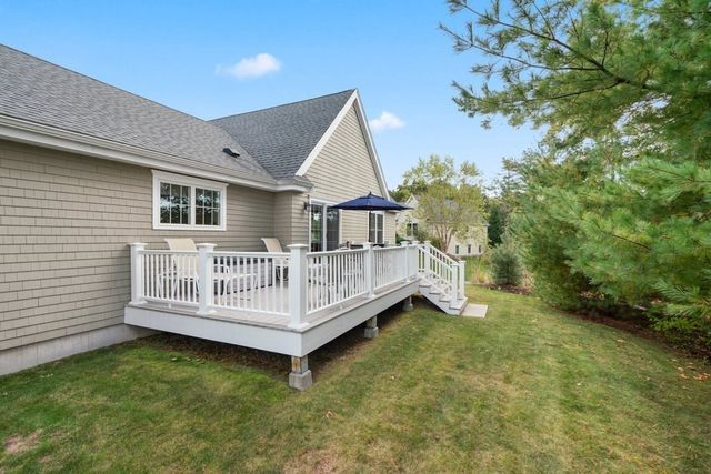 105 Seton Highlands 105, Plymouth, MA 02360