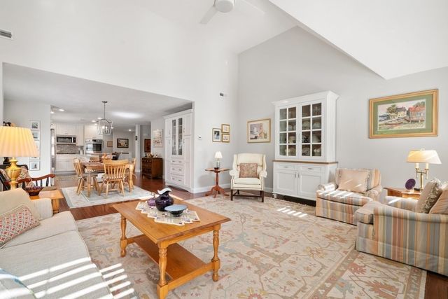 105 Seton Highlands 105, Plymouth, MA 02360