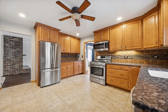 602 Prairie Avenue, Downers Grove, IL 60515