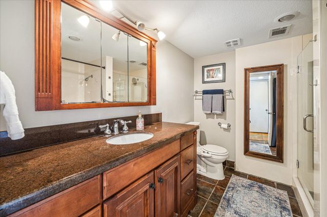 8956 Chatsworth Drive 8956, Houston, TX 77024