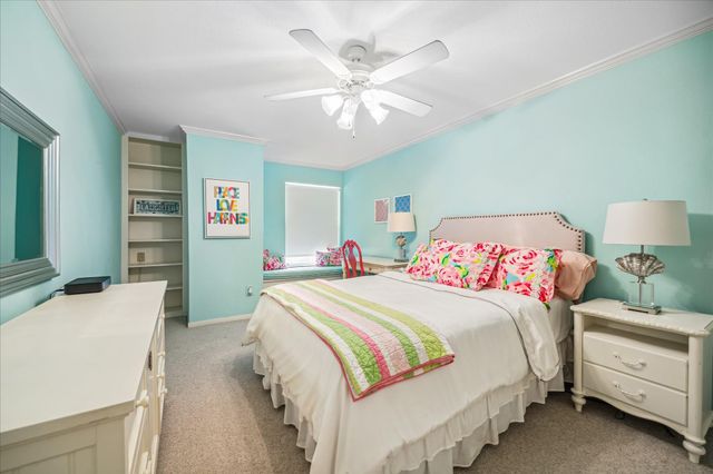 8956 Chatsworth Drive 8956, Houston, TX 77024