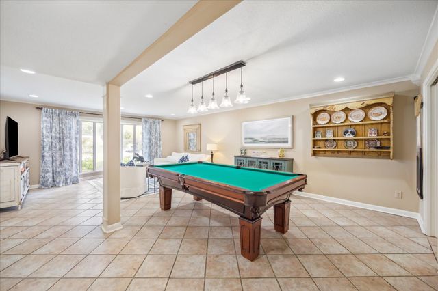 8956 Chatsworth Drive 8956, Houston, TX 77024