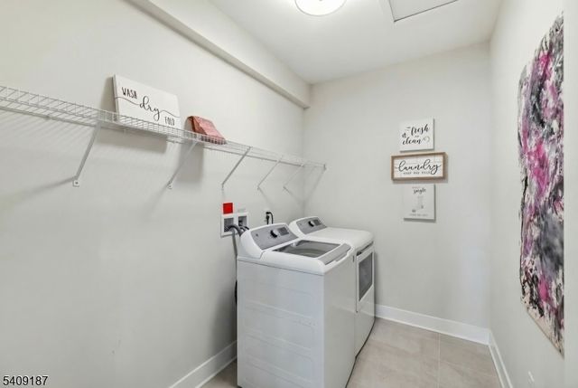 34 Aspen Dr, Cedar Grove Twp., NJ 07009