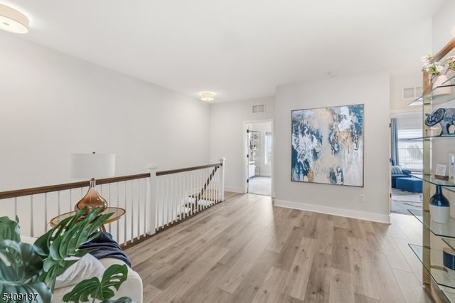 34 Aspen Dr, Cedar Grove Twp., NJ 07009