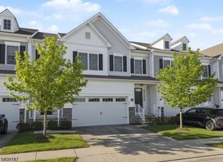 34 Aspen Dr, Cedar Grove Twp., NJ 07009