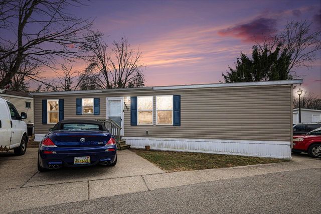 2762 Regina Street SW 338, Wyoming, MI 49519