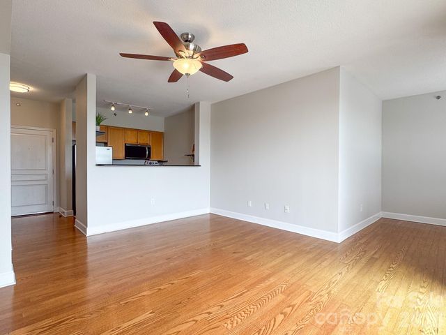 1315 East Boulevard 814, Charlotte, NC 28203