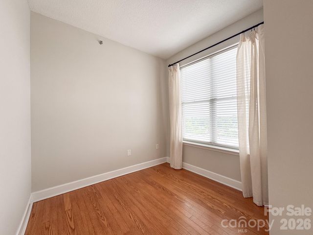 1315 East Boulevard 814, Charlotte, NC 28203