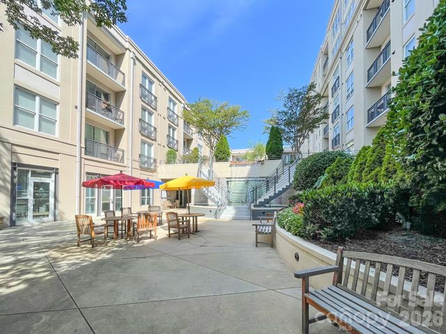 1315 East Boulevard 814, Charlotte, NC 28203