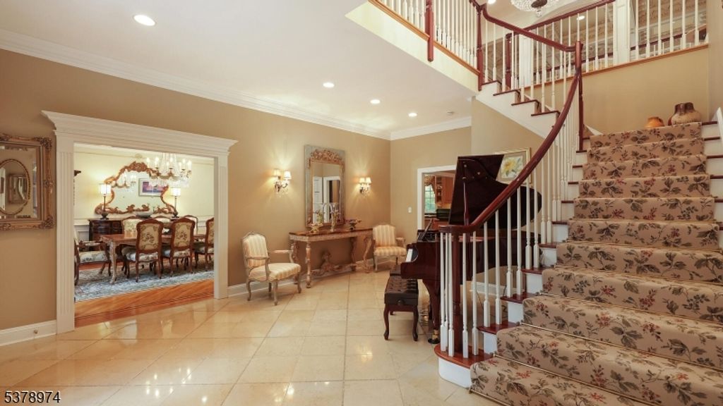 23 Charlotte Hill Dr, Bernardsville Boro, NJ 07924 — photo 4