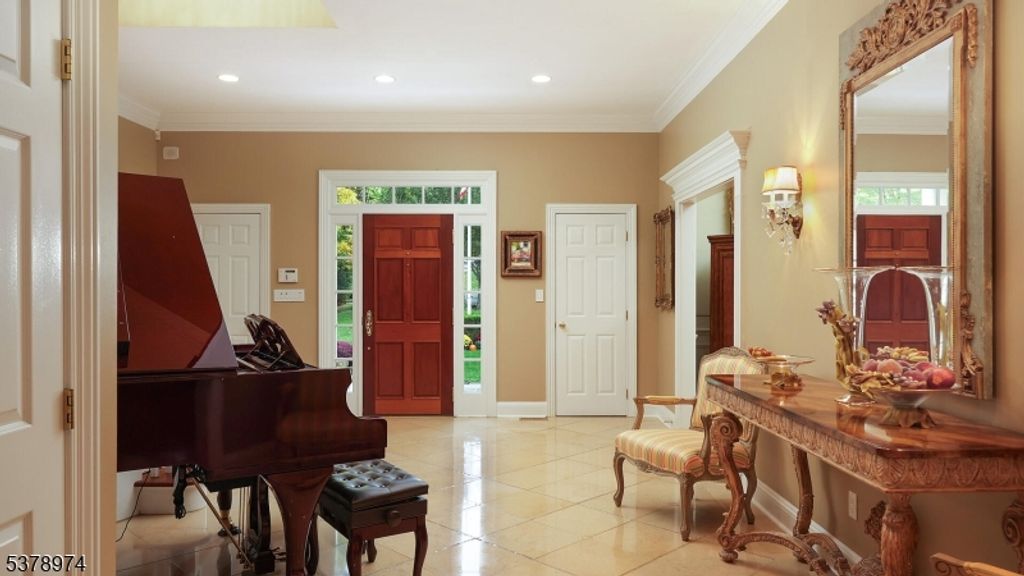23 Charlotte Hill Dr, Bernardsville Boro, NJ 07924 — photo 5
