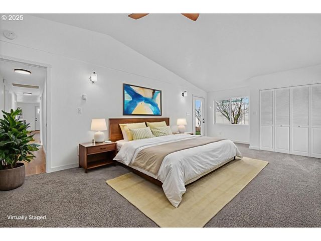 424 S 9TH St, St Helens, OR 97051