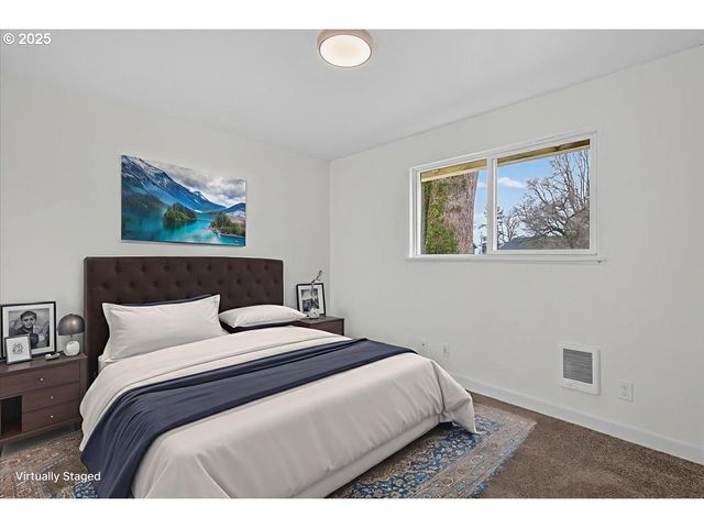 424 S 9TH St, St Helens, OR 97051