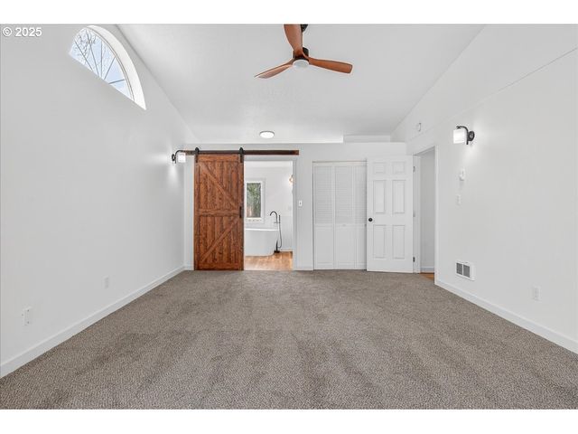 424 S 9TH St, St Helens, OR 97051